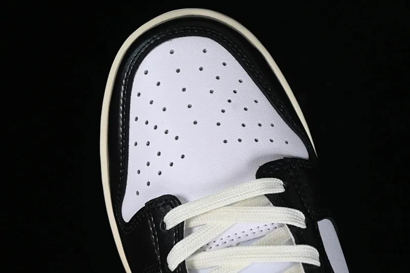 All categories Nk SB Dunk series Nk SB Dunk Low low-top sneakers Nk Dunk Low "Vintage Panda" replica distressed panda low-top casual sneakers FQ8899-100
